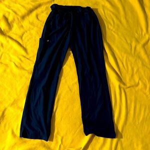 Women’s size L Barco one scrub pants